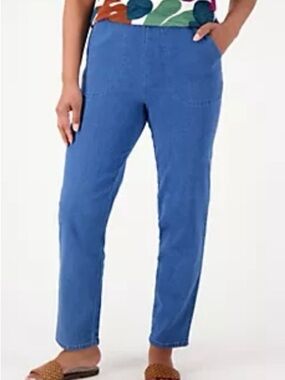Women's Straight Leg Jeans in Blue